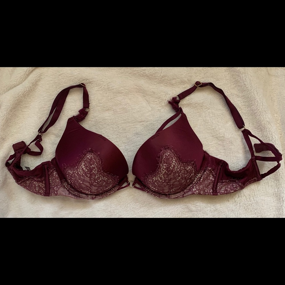 Victoria’s Secret Maroon & Cream Bombshell Plunge